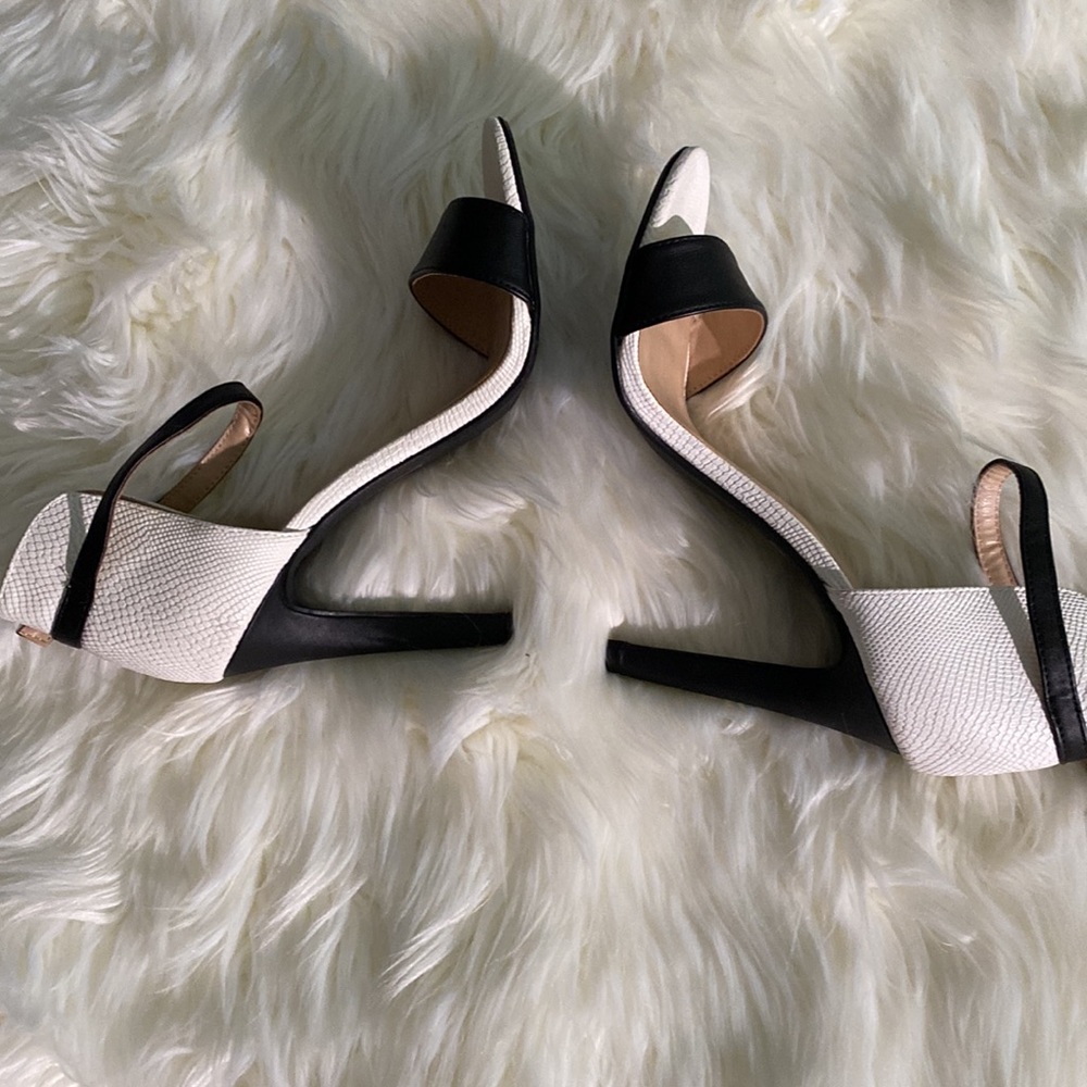 HEELED DRESS SANDALS WITH ANKlE STRAPS SIZE 10 NWOT - Picture 8 of 8